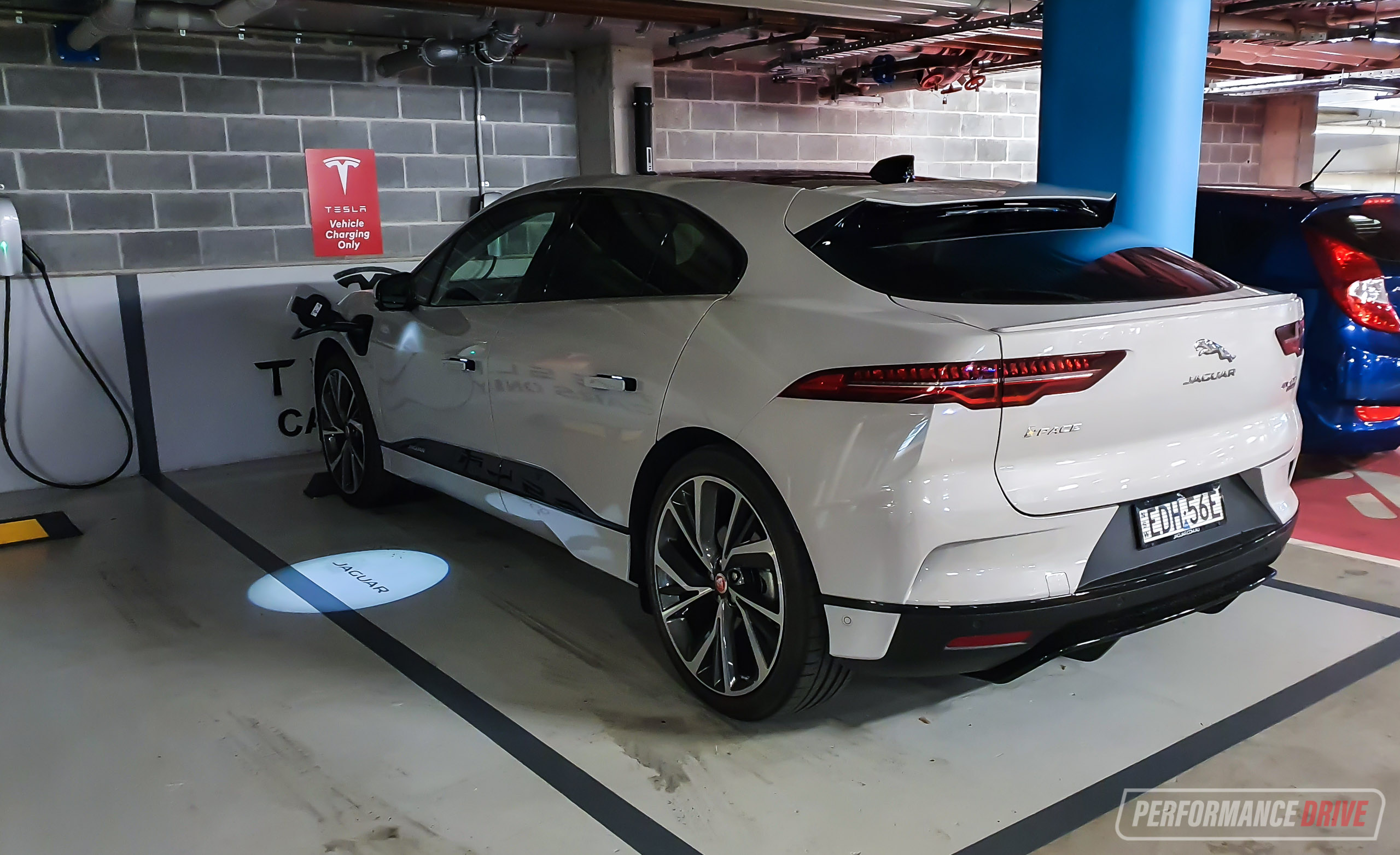 2020 Jaguar I-PACE SE review (video) | PerformanceDrive