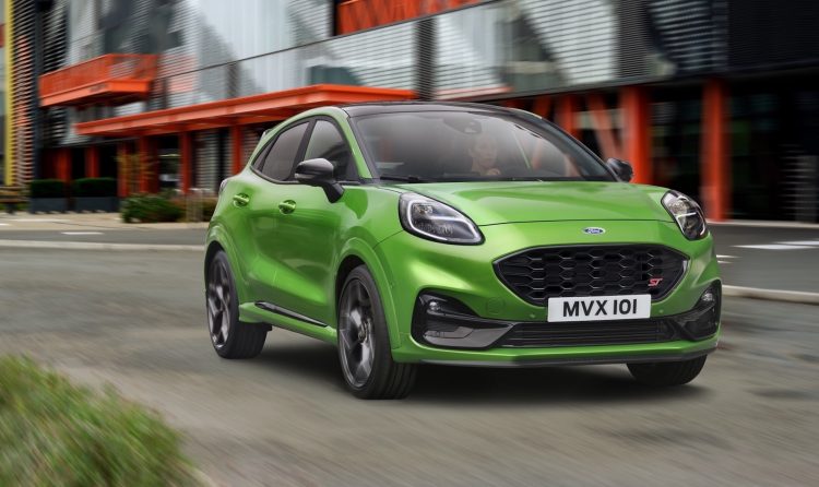 2021 Ford Puma ST-green – PerformanceDrive