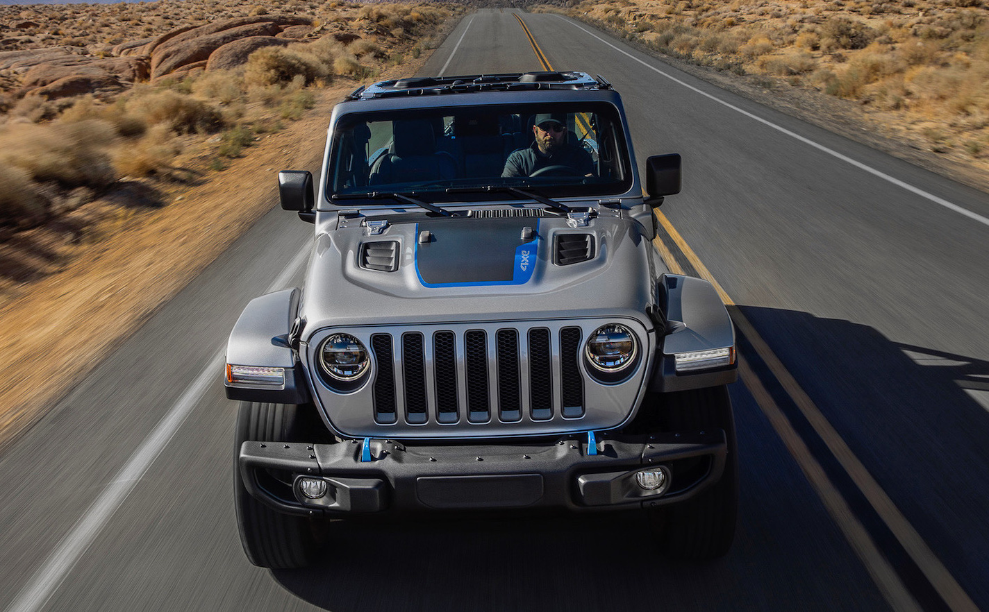 2021 Jeep Wrangler 4xe hybrid debuts, most powerful variant