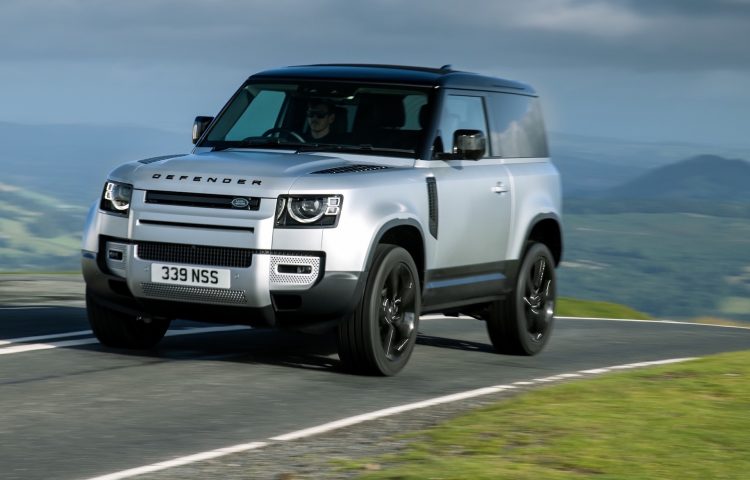 2021 Land Rover Defender 90 – PerformanceDrive