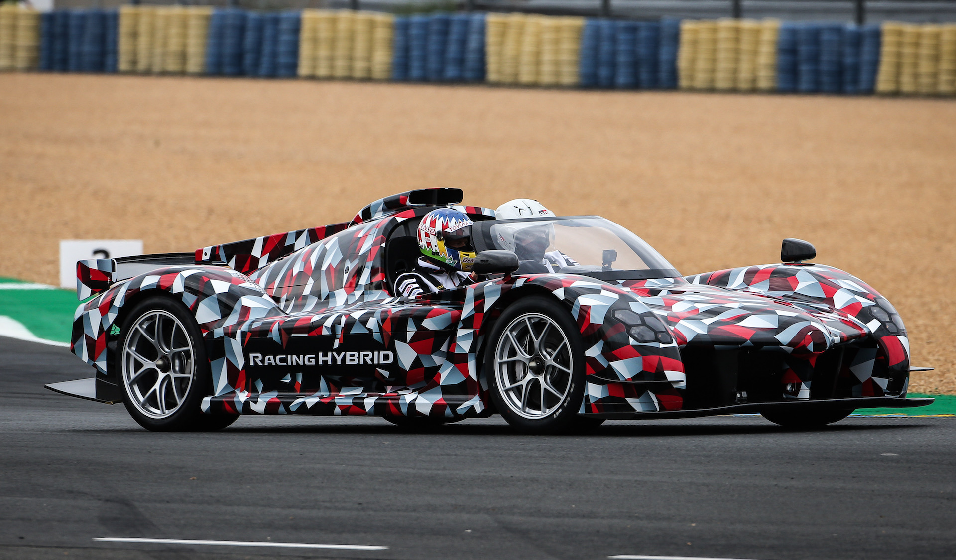 Toyota GR Super Sport prototype debuts at Le Mans (video)