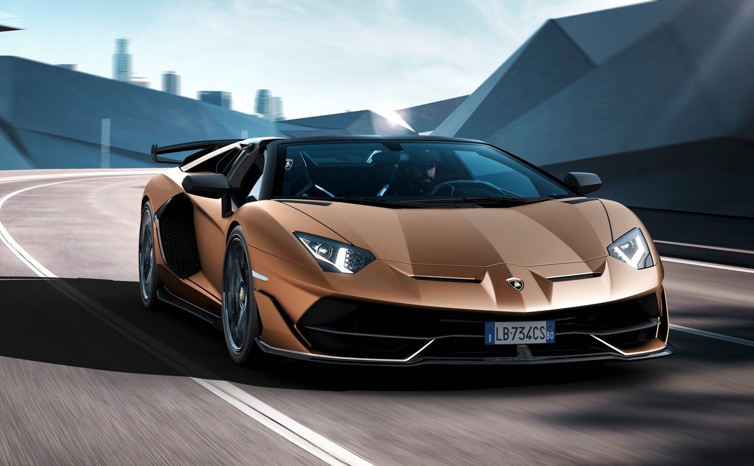 Lamborghini Aventador successor to feature V12 hybrid – report