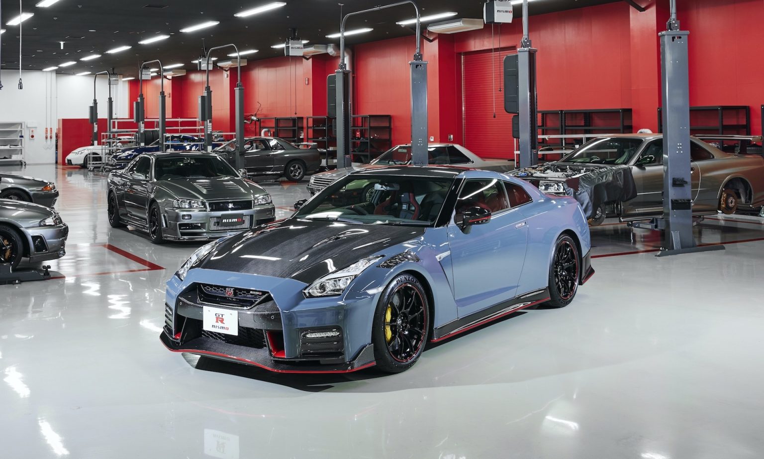 Nissan gtr r35 2022