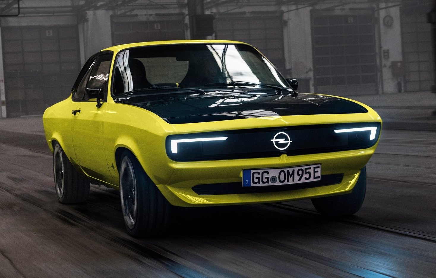 Opel GSe ElektroMOD concept celebrates 50 years of Manta