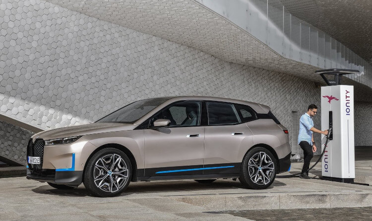 2022 BMW iX Charging