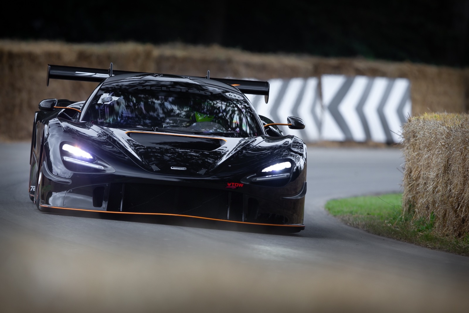 McLaren 720S GT3X wins 2021 Goodwood Festival hill climb (video)
