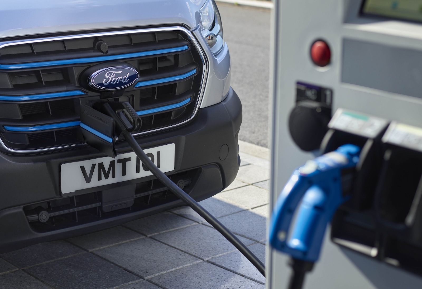 Ford Australia to offer 5 electrified models by 2024; Escape PHEV, E-Transit van