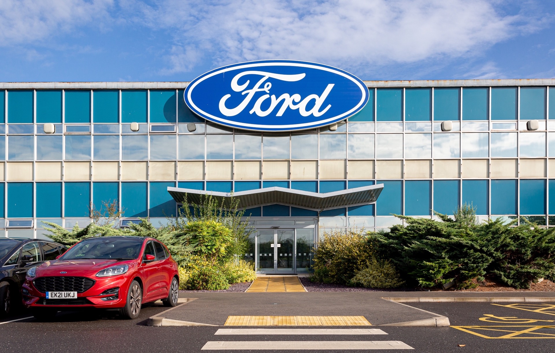 Ford converting UK Halewood facility to EV production, £230m investment