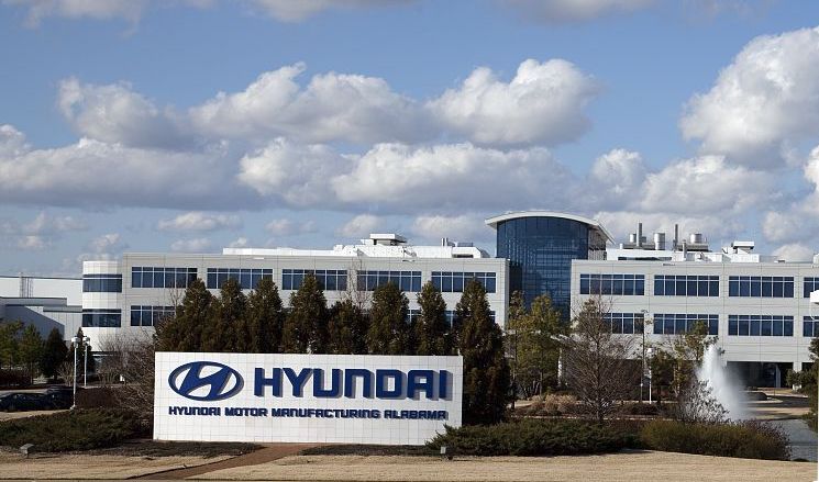 Hyundai looking to build its own semiconductor chips, says COO
