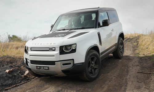 2022 Land Rover Defender 90 D200 review (video)