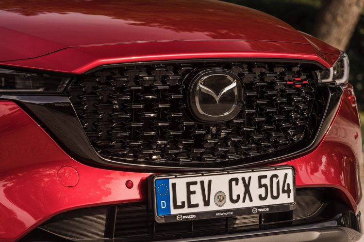 2022 Mazda CX-5 GT SP-grille – PerformanceDrive