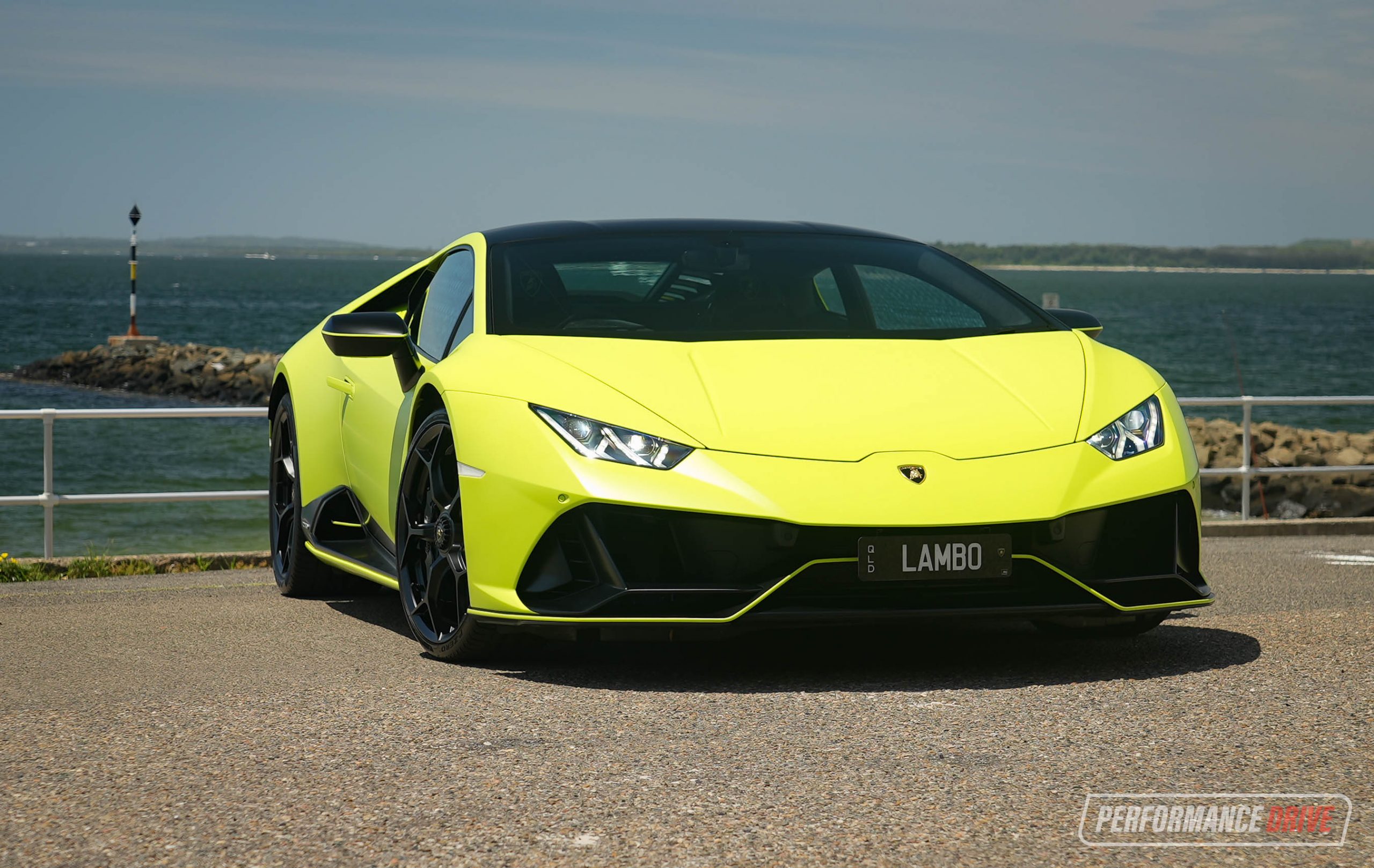 2021 Lamborghini Huracan EVO Fluo Capsule review (video)