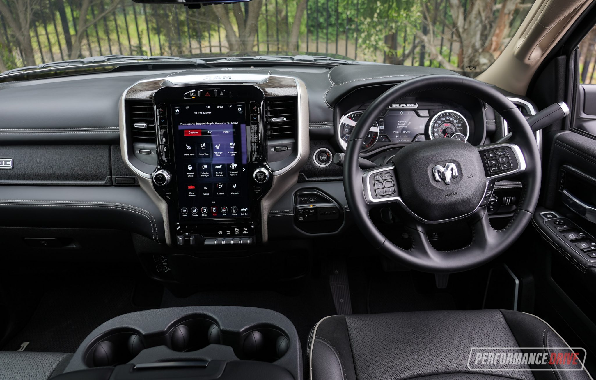 2021 Ram 2500 Laramie-interior – Performancedrive