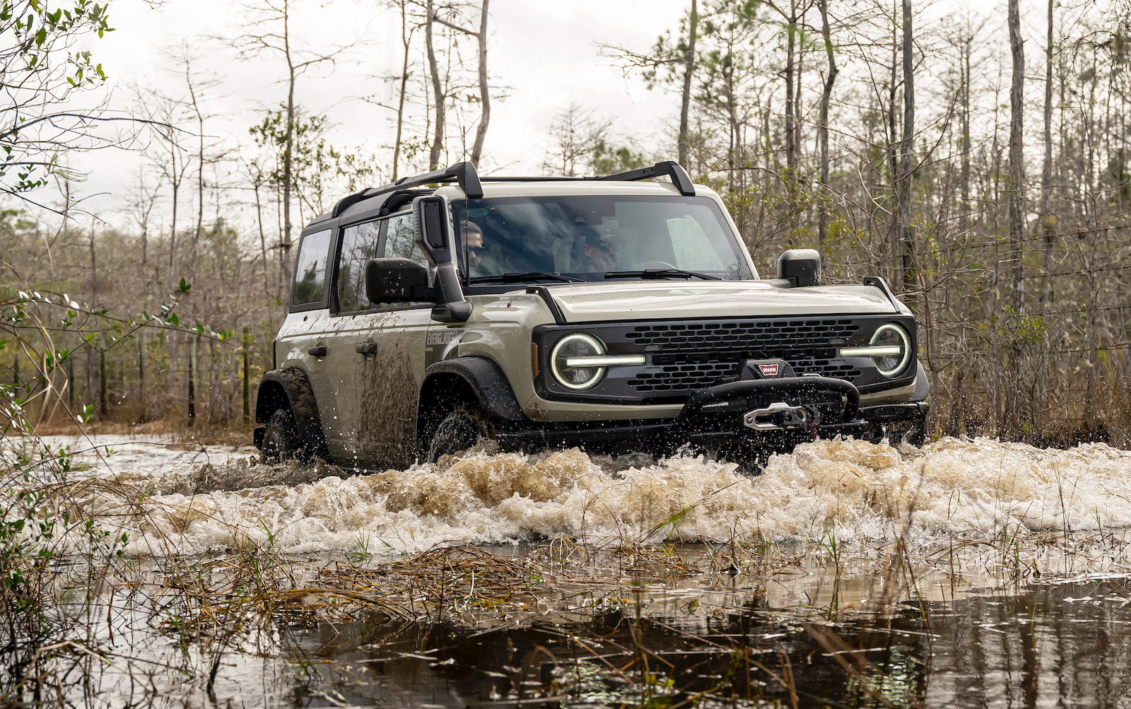 2022 Ford Bronco Everglades special edition announced, factory mud-bogger