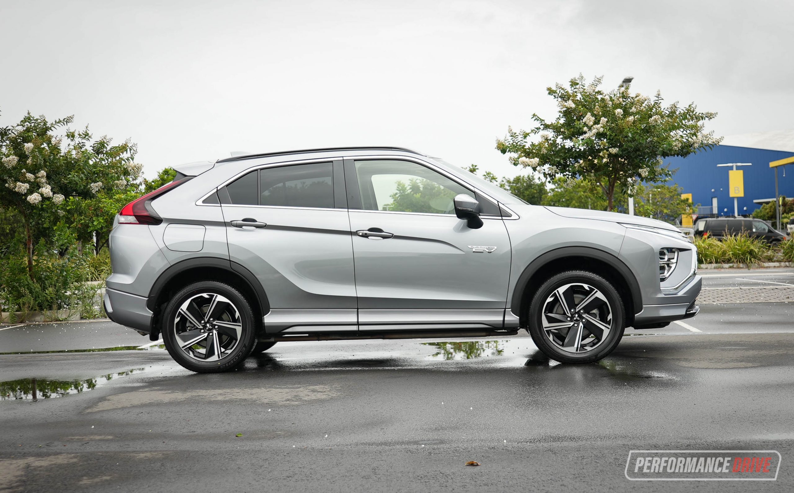 2022 Mitsubishi Eclipse Cross PHEV Exceed-doors – PerformanceDrive