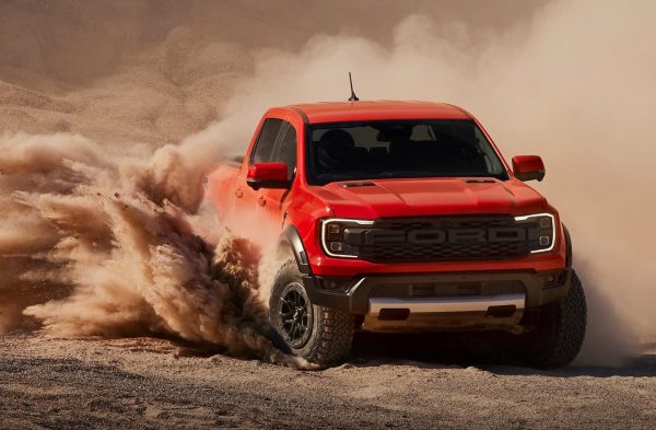 2023 Ford Ranger Raptor-off road – PerformanceDrive