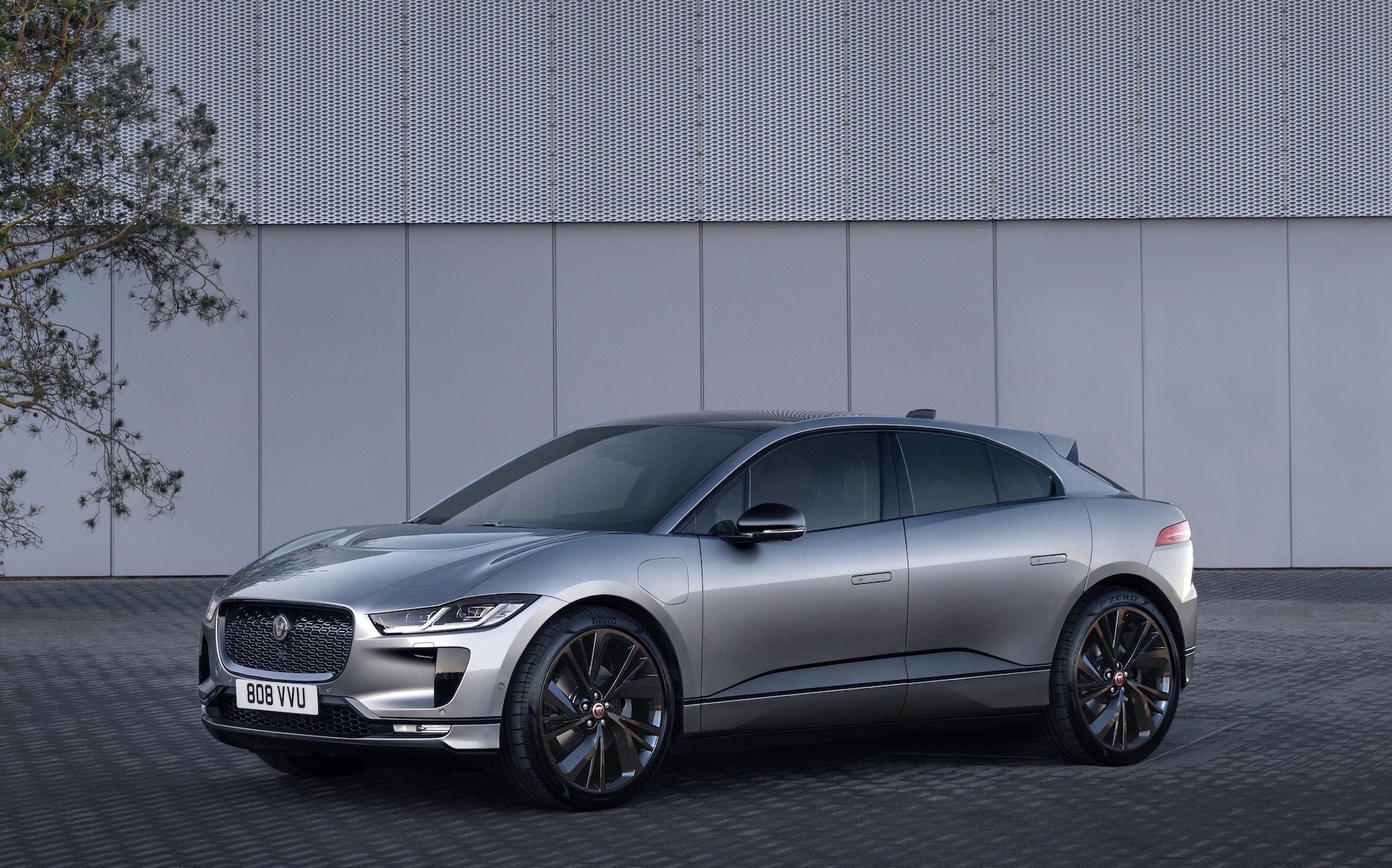Jaguar updates I-PACE for MY2023, adds Amazon Alexa, Black Pack