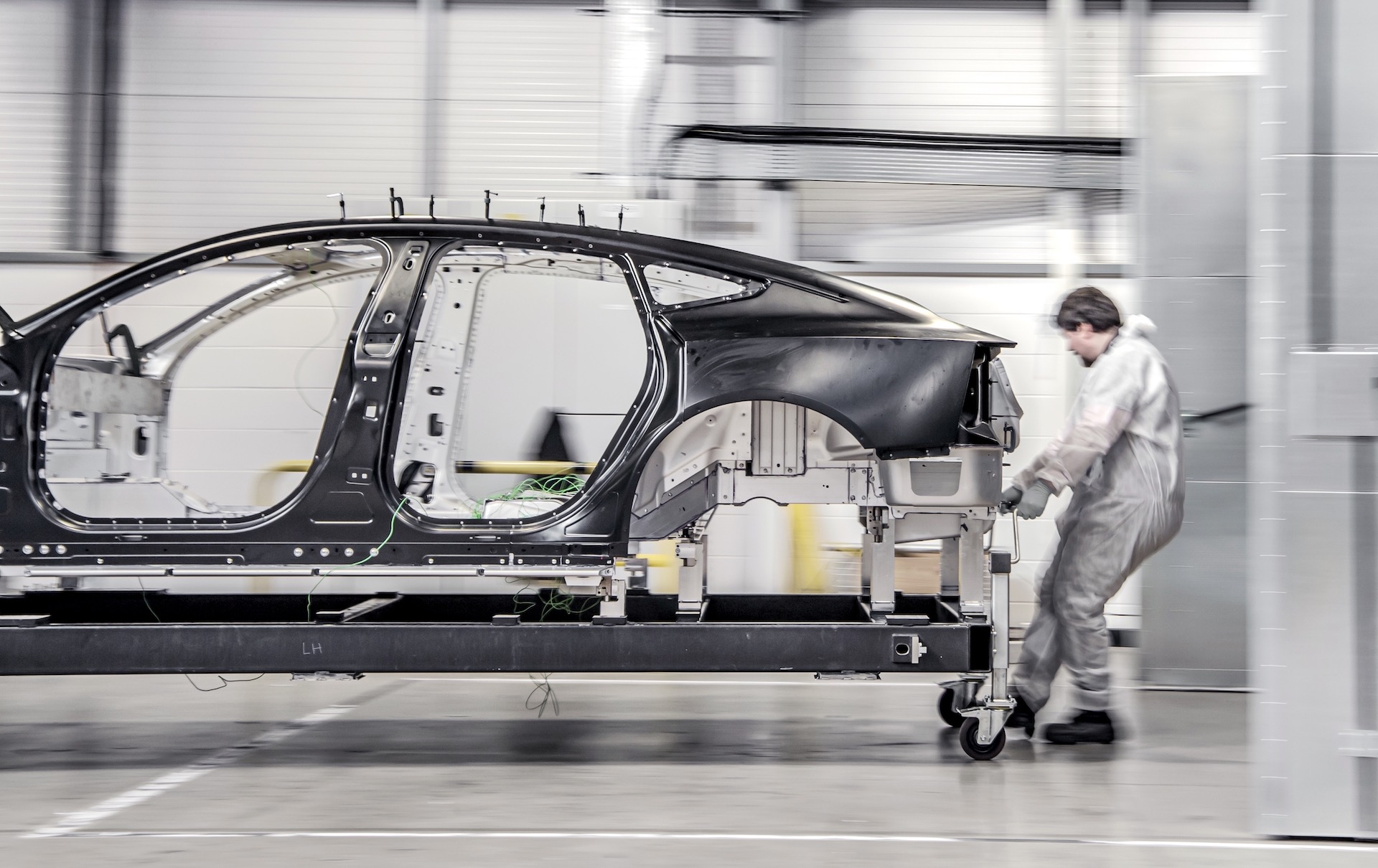 Polestar 5 four-door GT rides on lightweight bonded aluminium platform