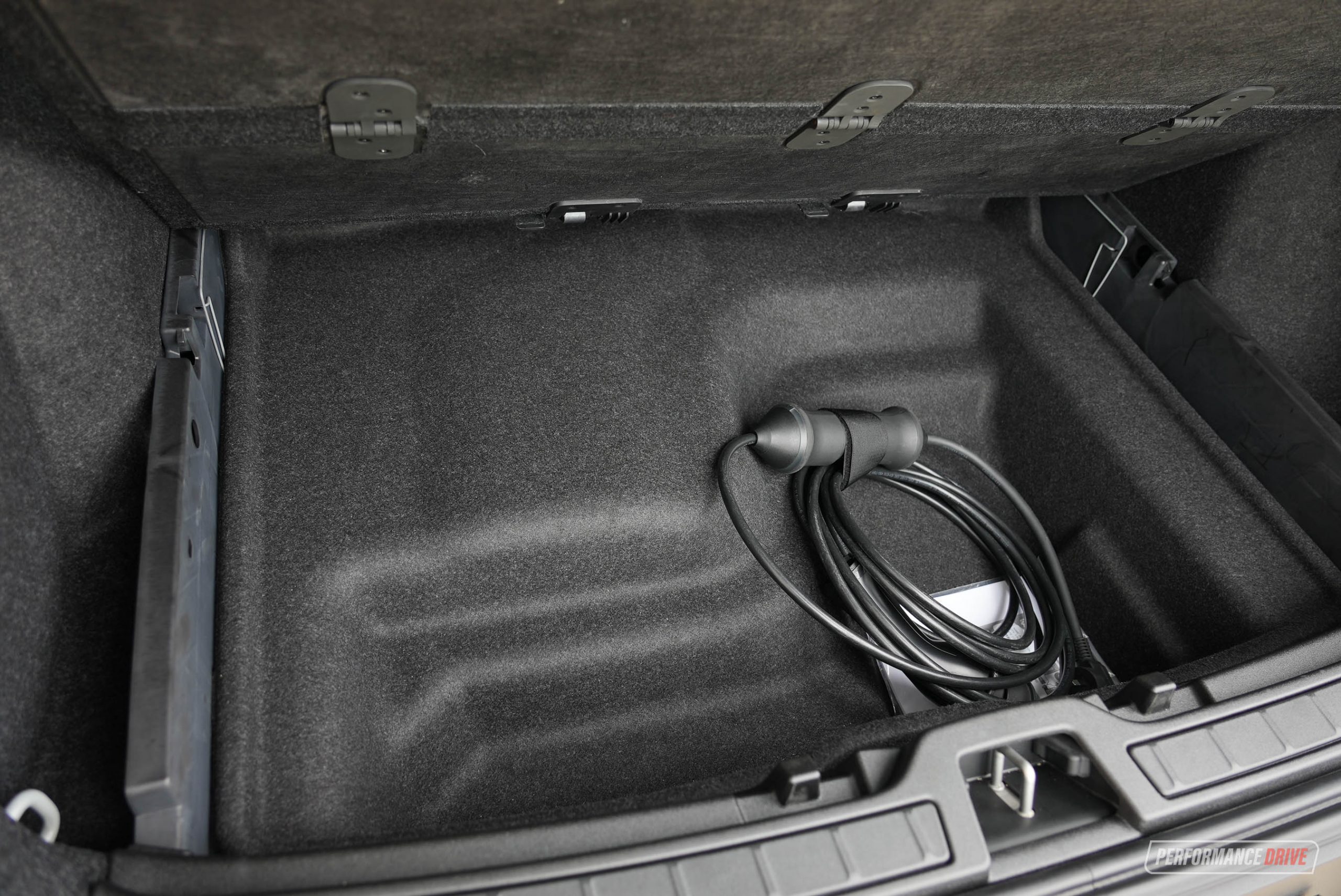 2022 Volvo XC40 Recharge Pure Electric-under floor boot – PerformanceDrive