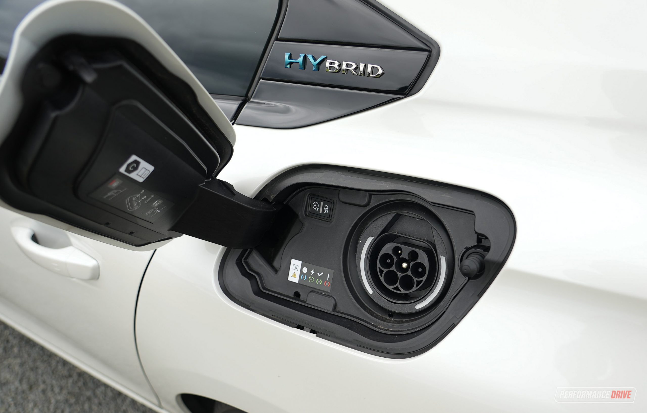 Peugeot 508 2024 hybrid charging