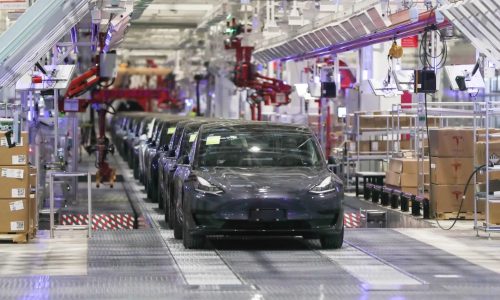 Tesla suspends Shanghai production again, supply constraints