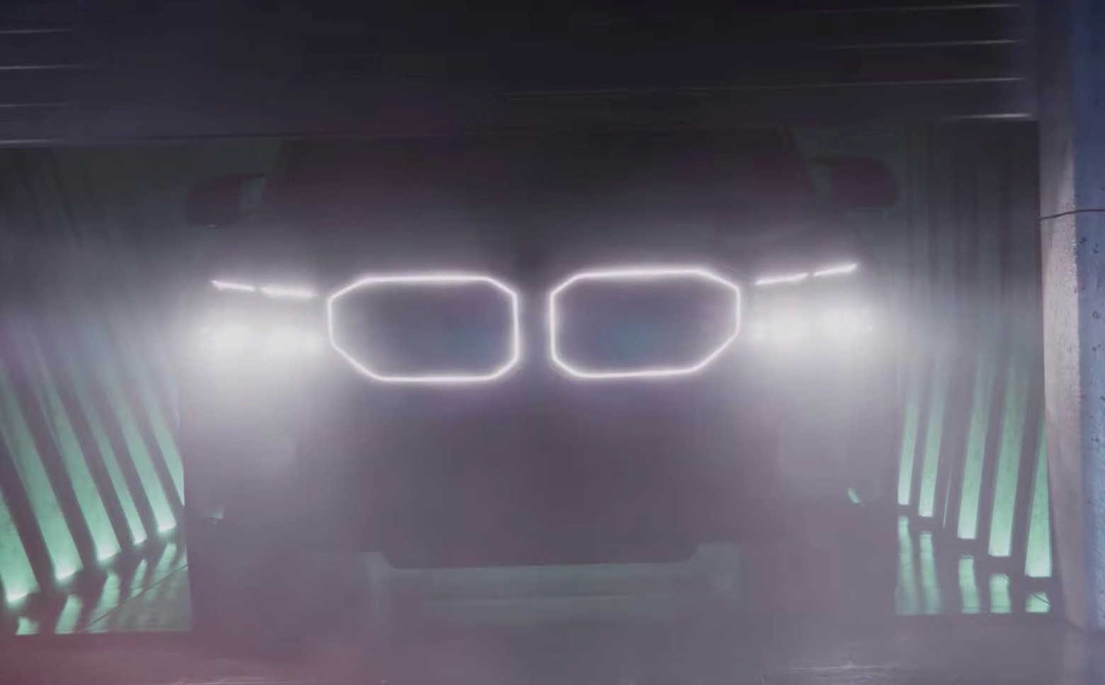BMW XM previewed with snarling V8 sound, debuts September 27 (video)