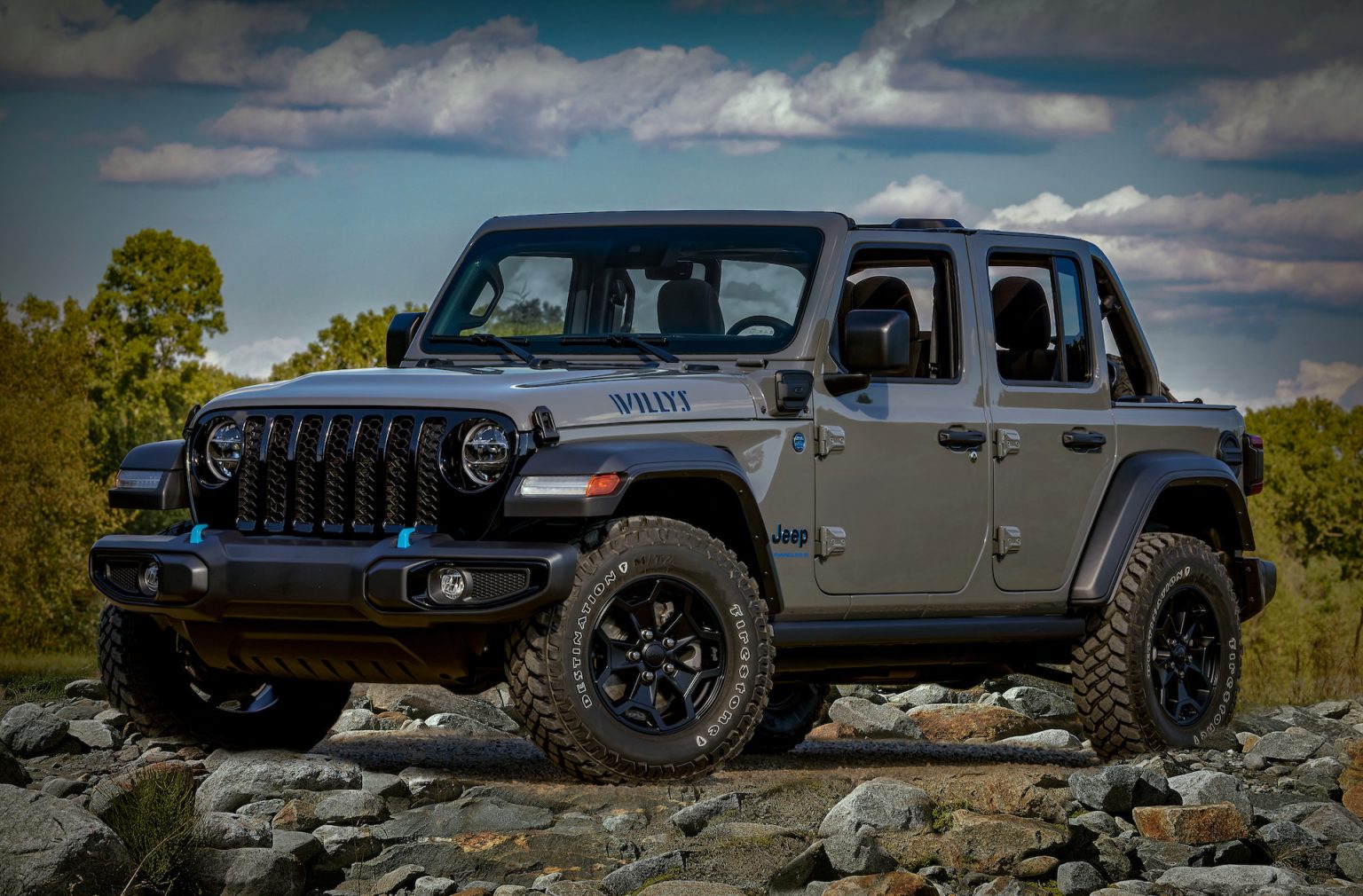 Jeep unveils new Willys variant for Wrangler 4xe PHEV off-roader ...