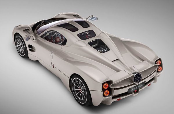 2023 Pagani Utopia-rear – PerformanceDrive