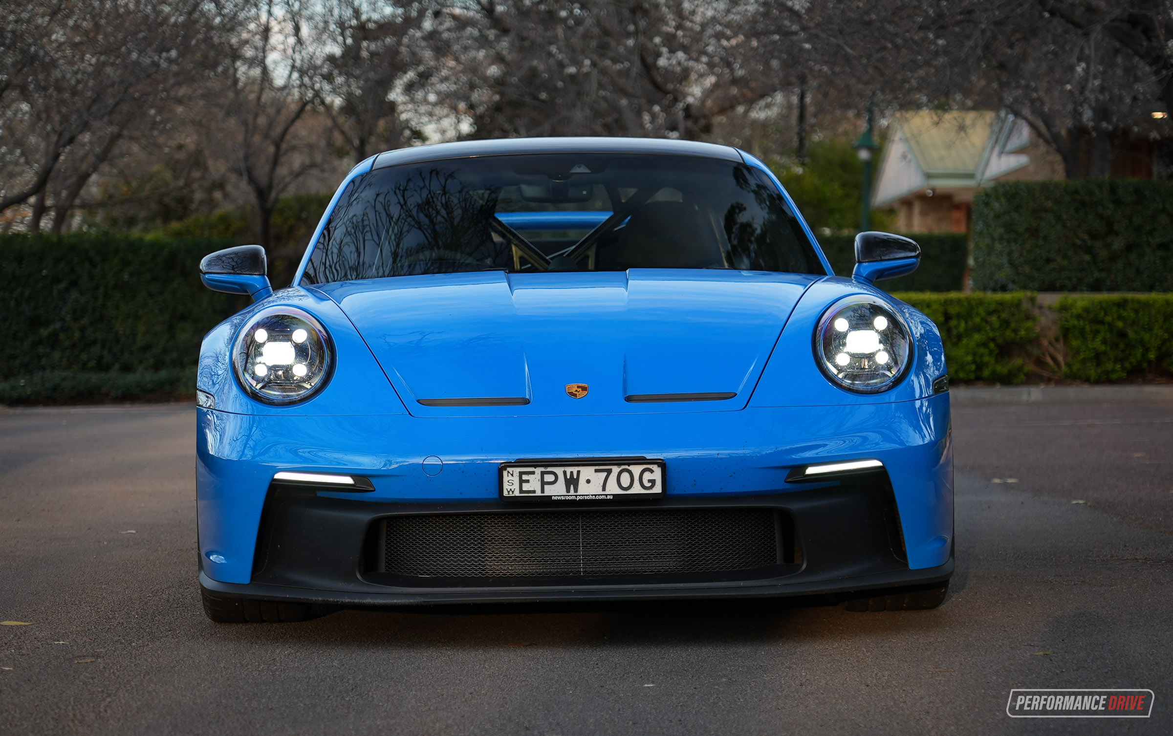 2022 Porsche 911 GT3-headlights – PerformanceDrive