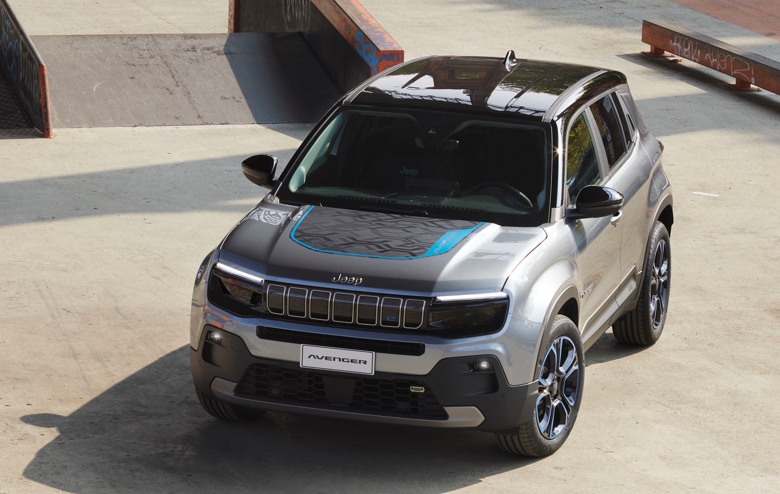 Jeep unveils fully-electric Avenger SUV at Paris Motor Show