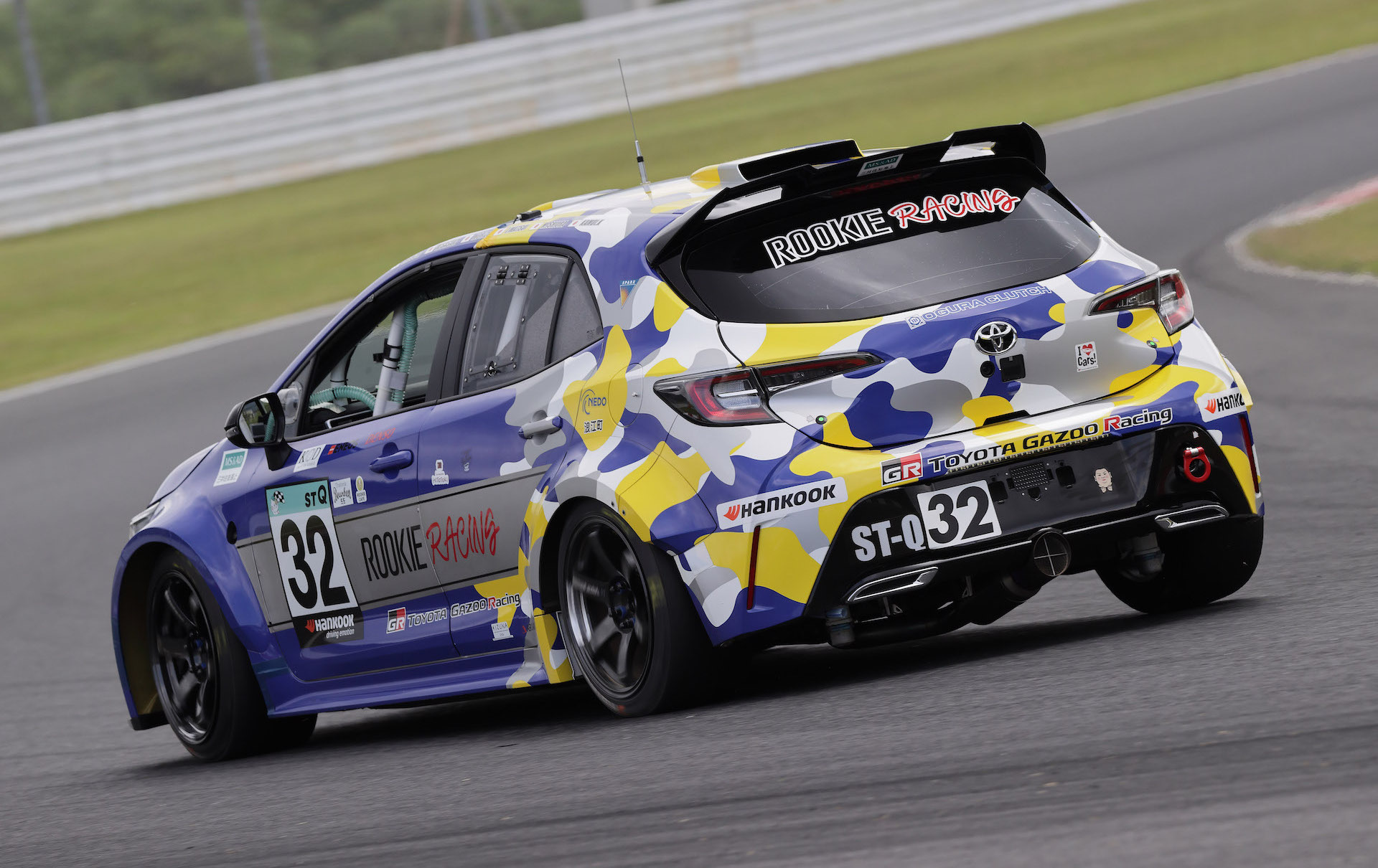 Toyota hydrogen-combustion Corolla out of race due to fire