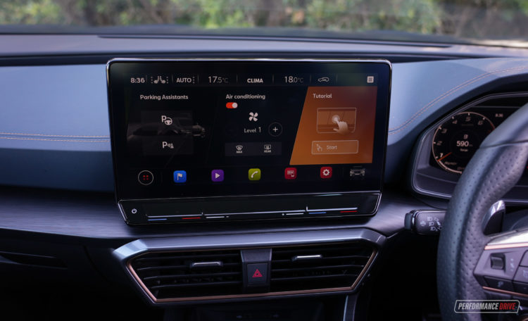 2023 Cupra Formentor VZx-touchscreen – PerformanceDrive