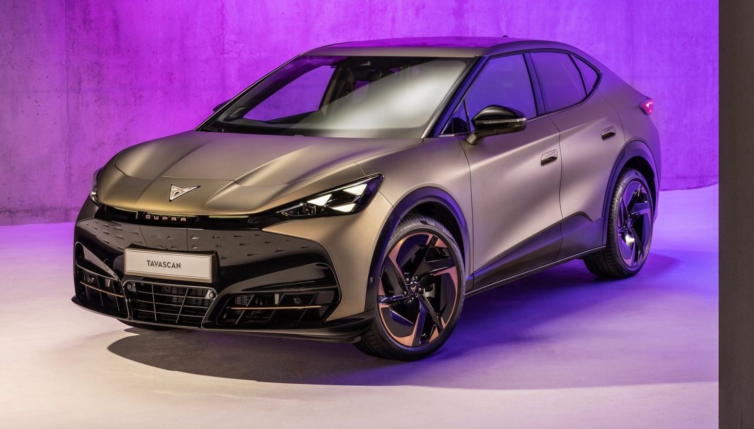 2025 Cupra Tavascan-front – PerformanceDrive