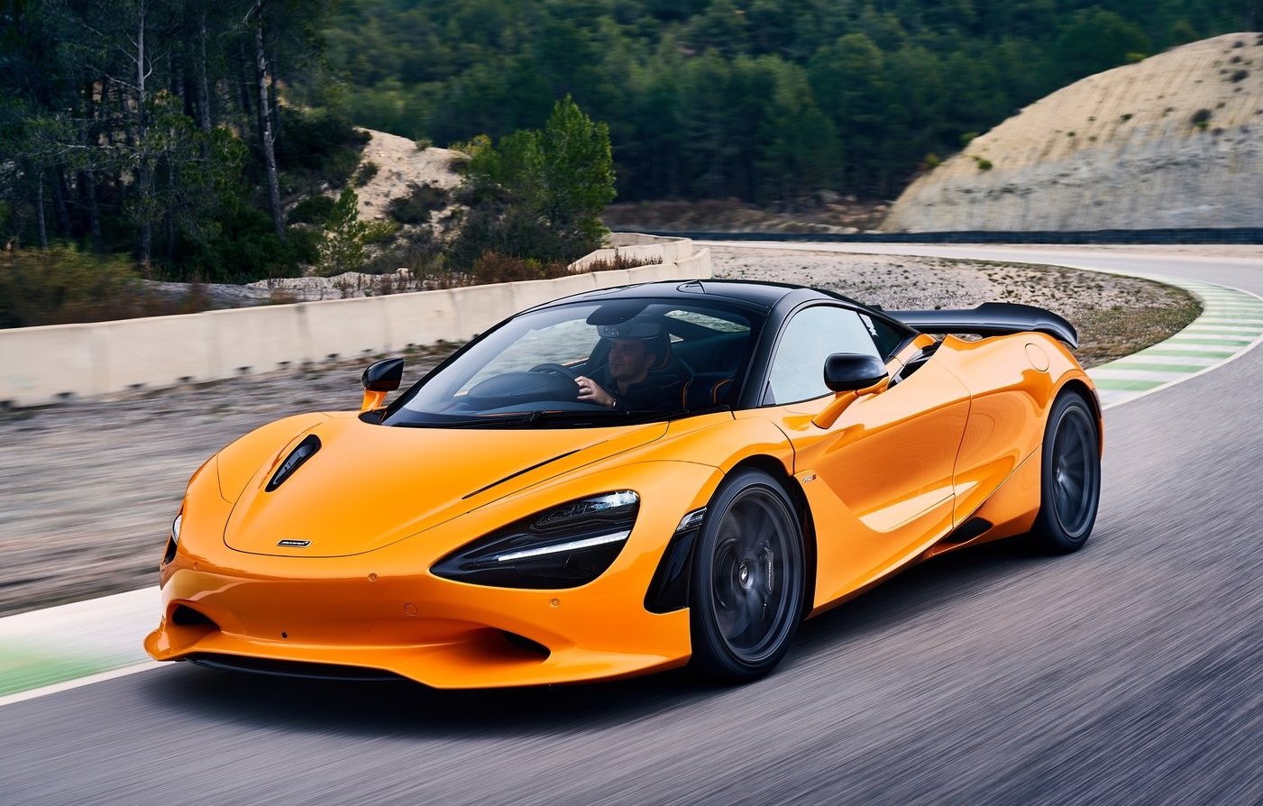 McLaren 750S revealed; lighter, more powerful than 720S