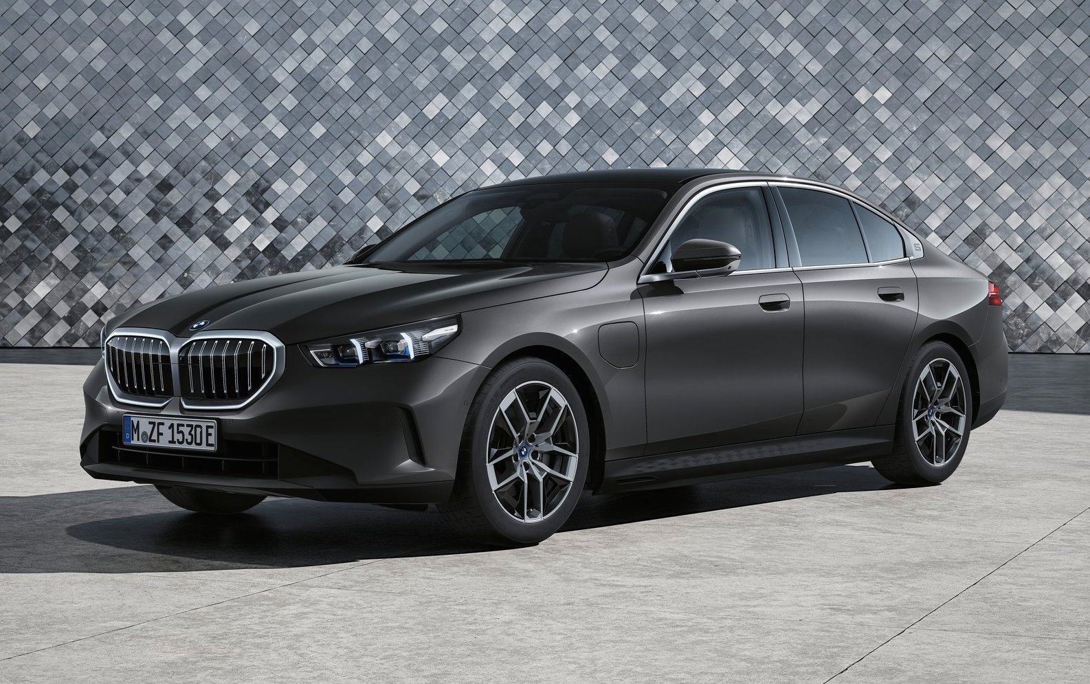 2024 BMW 5 Series & i5 revealed, confirmed for Australia PerformanceDrive