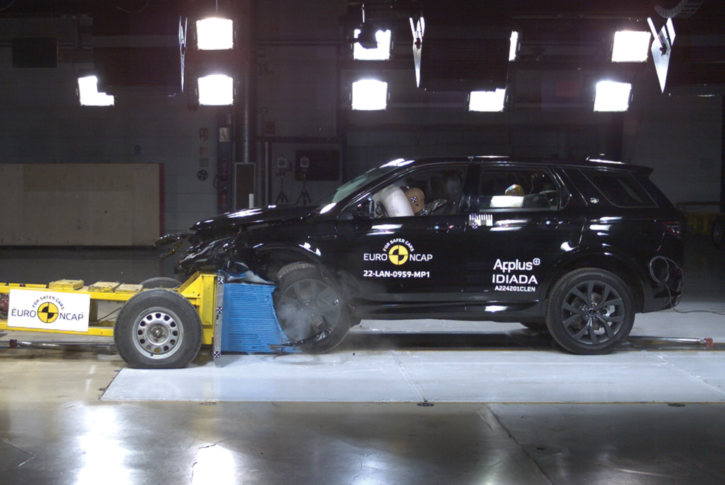 Mercedes GLC & Land Rover Discovery Sport score 5-Star ANCAP