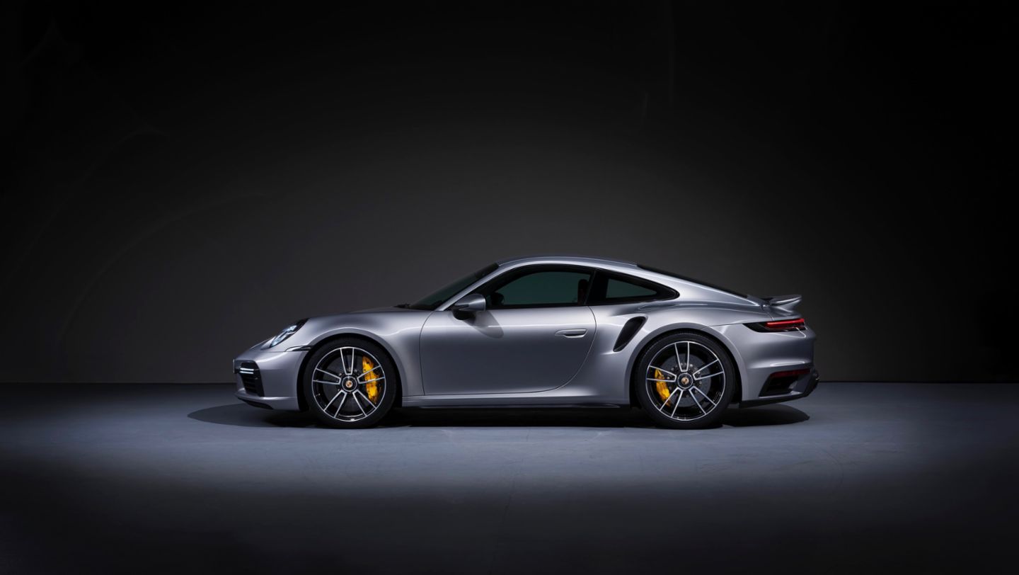 Porsche Says Only the 911 Will Feature Combustion Engine by 2030