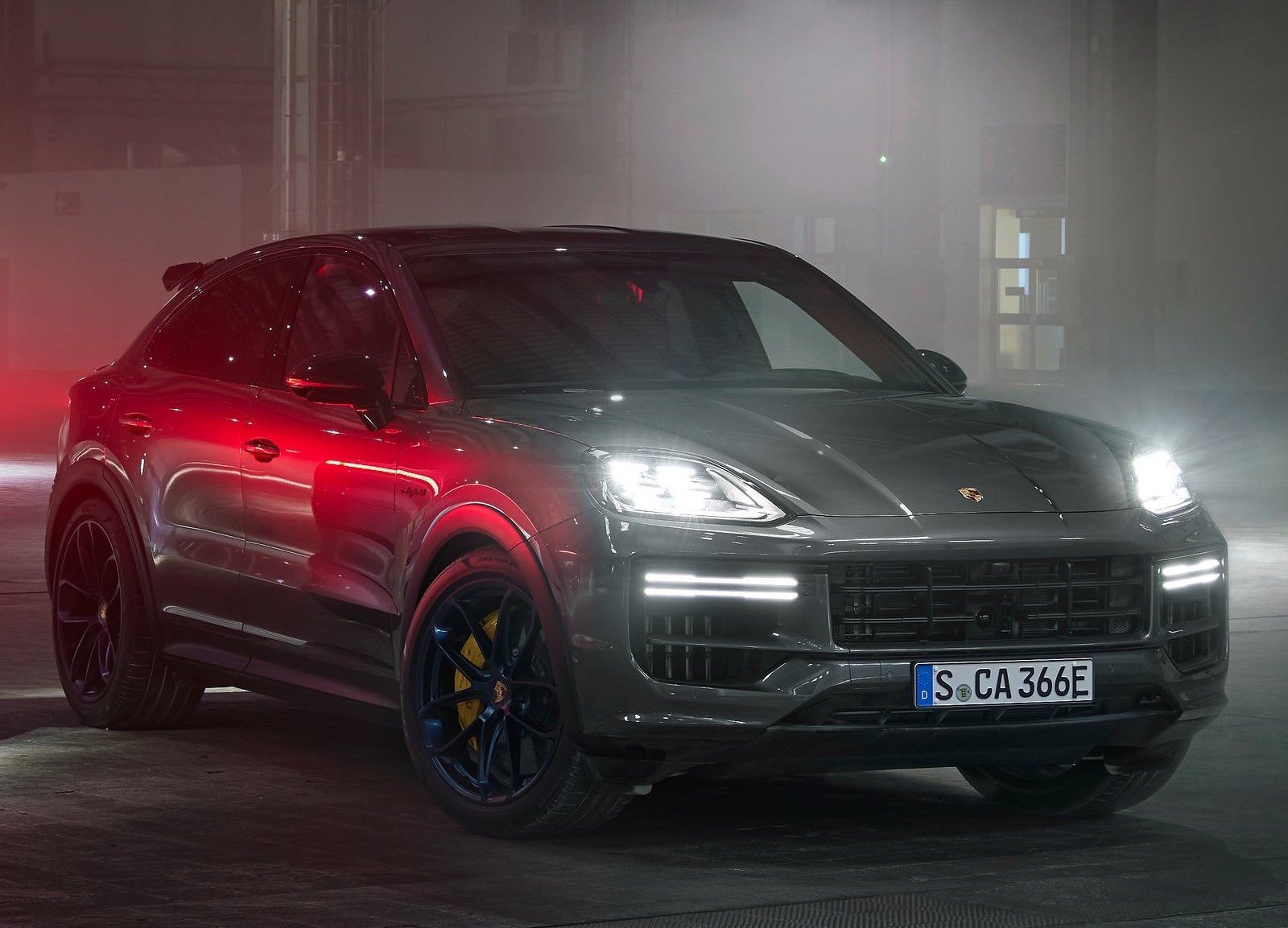 New Porsche Cayenne Turbo E-Hybrid Launches with 544kW/950Nm